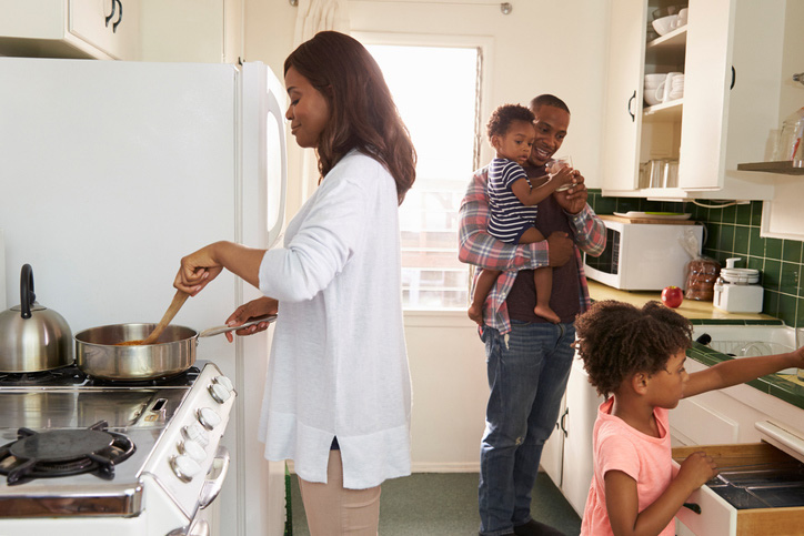 Family making dinner